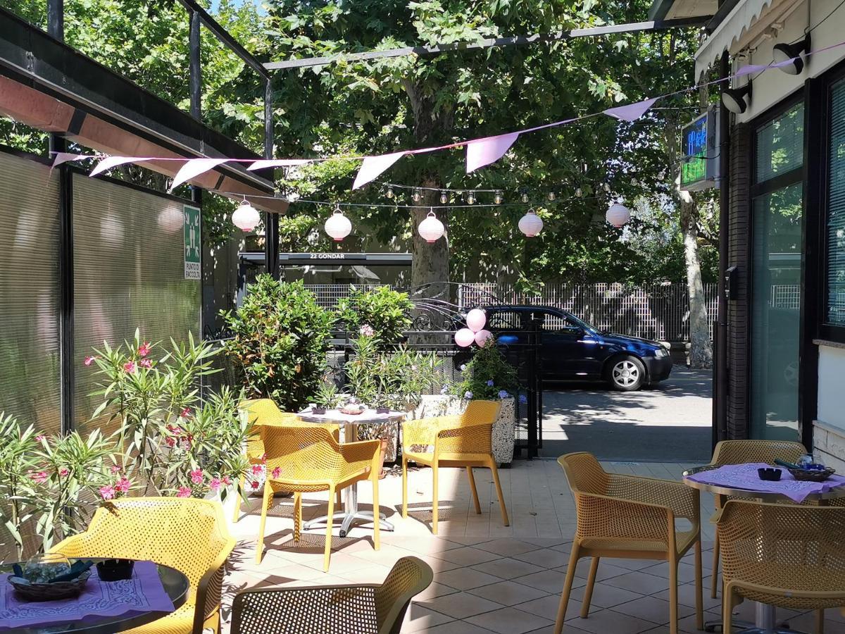 Hotel Ideale Young People Under 40 Rimini Exterior foto